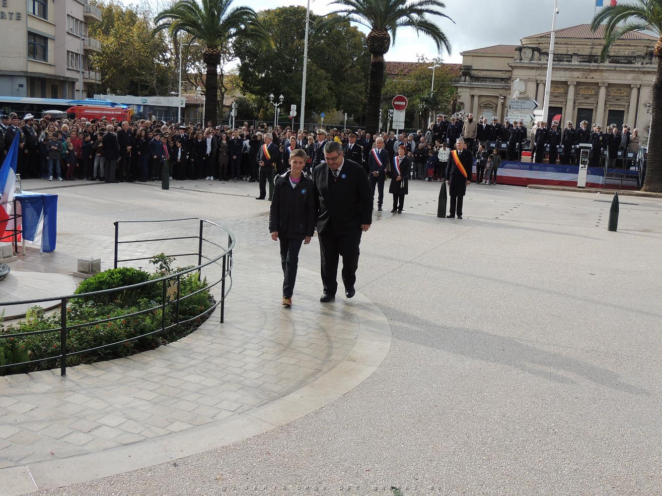 PHASE 2 2018 11 11 LA FLAMME DU SOUVENIR A TOULON (99).JPG -           